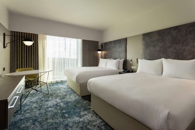 2 QUEEN BED EXECUTIVE ROOM WITH LOUNGE ACCESS