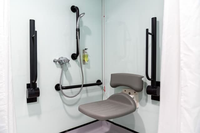 Accessible Double With Window