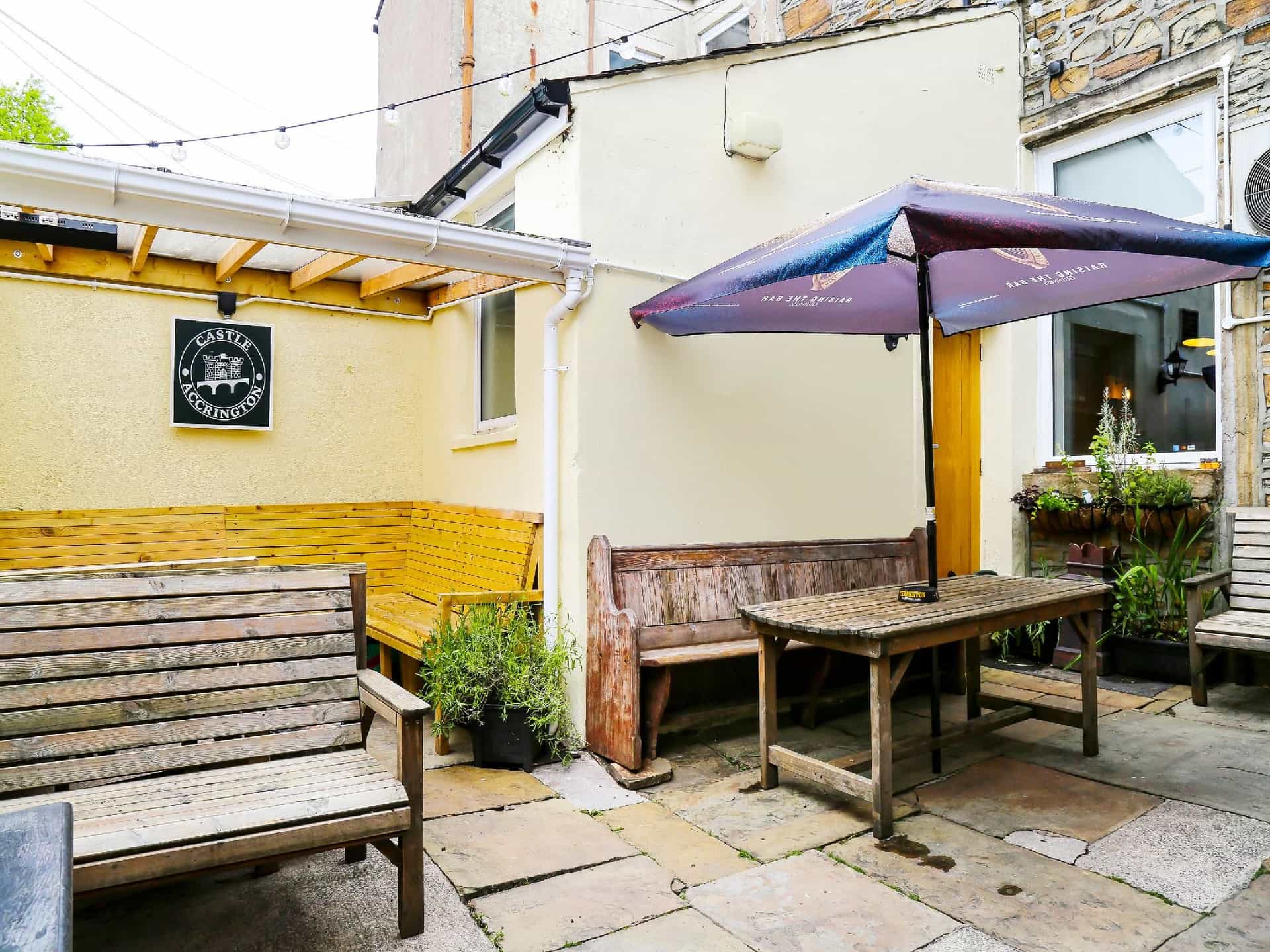 OYO Castle Hotel, Accrington OYO Castle Hotel, Accrington