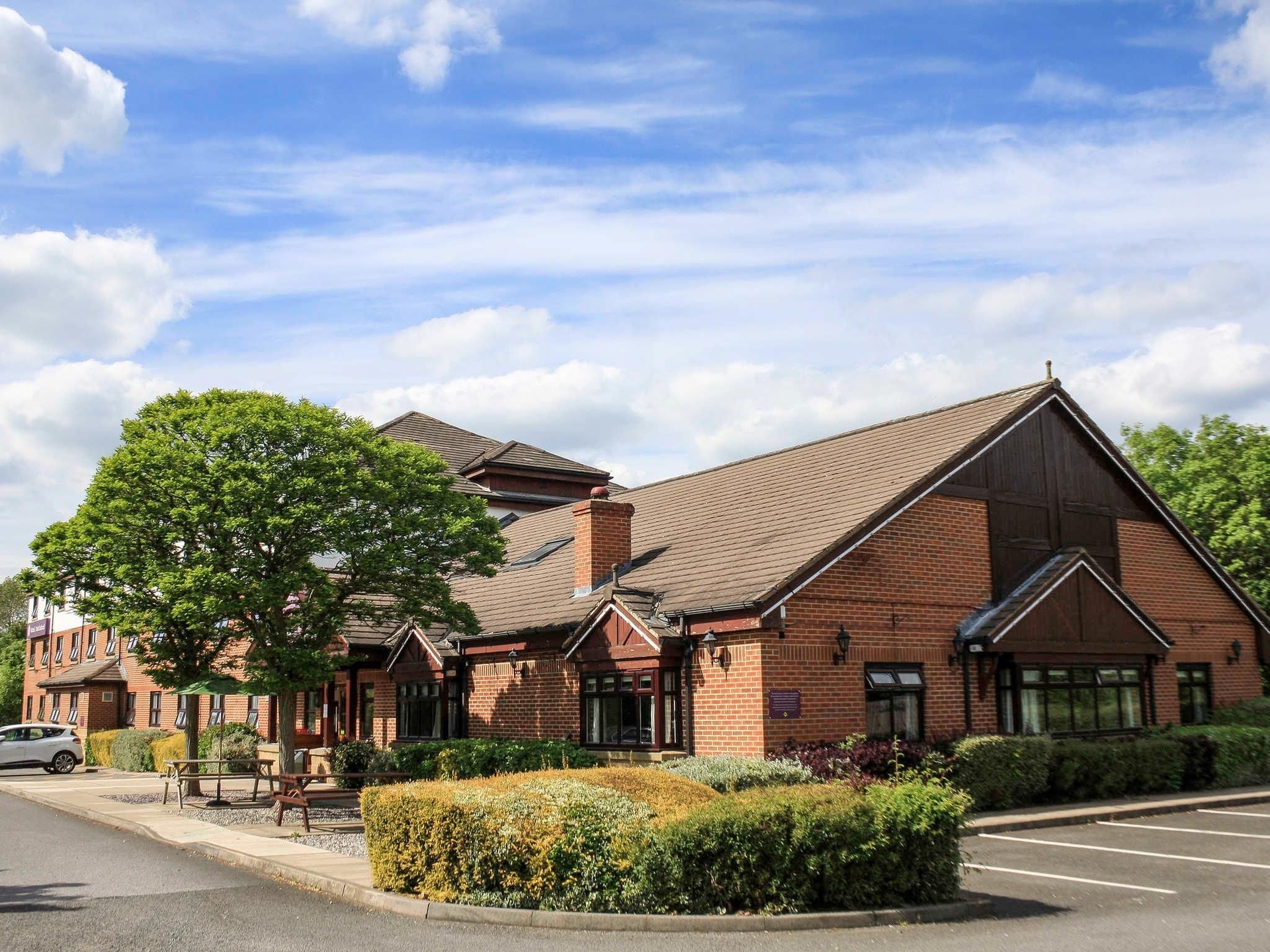 ไอบิส เวกฟิลด์ อีสต์ – คาสเซิลฟอร์ด (ibis Wakefield East-Castleford)3