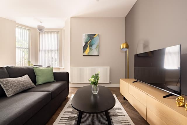 One Bedroom Apartment for 4 Adults
