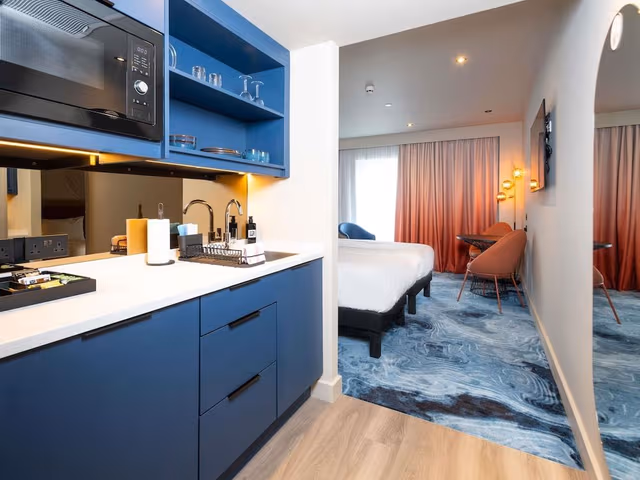 Superior Room, 2 Twin Beds, Kitchenette