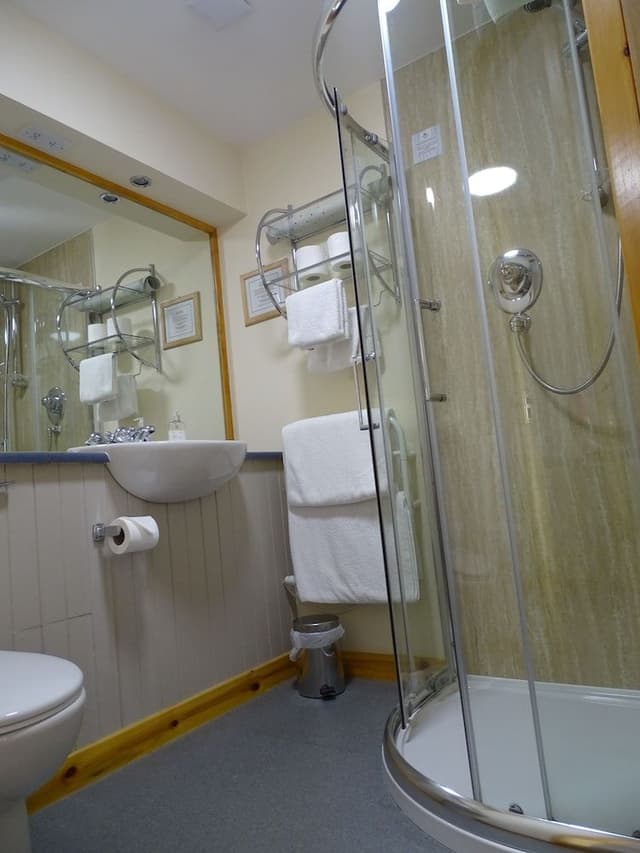 Superior Double Room, Ensuite, Sea View (First Floor )