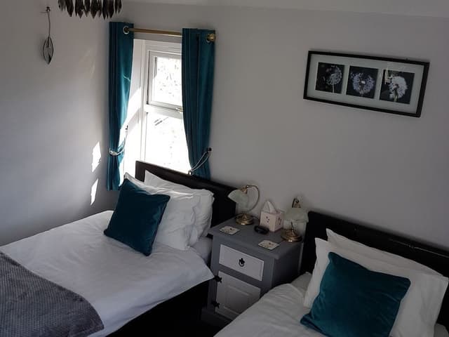 Twin Room, Ensuite