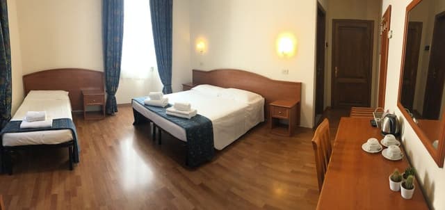 Comfort Triple Room