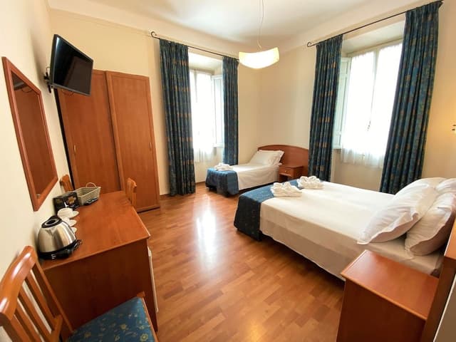 Comfort Triple Room