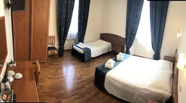 Comfort Triple Room
