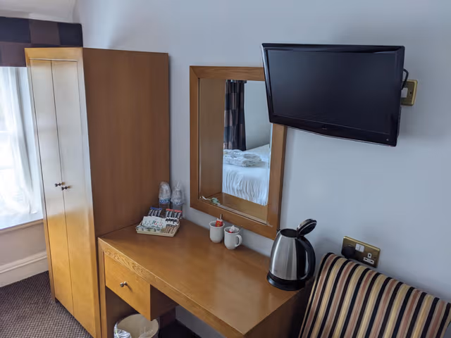 Classic Twin Room