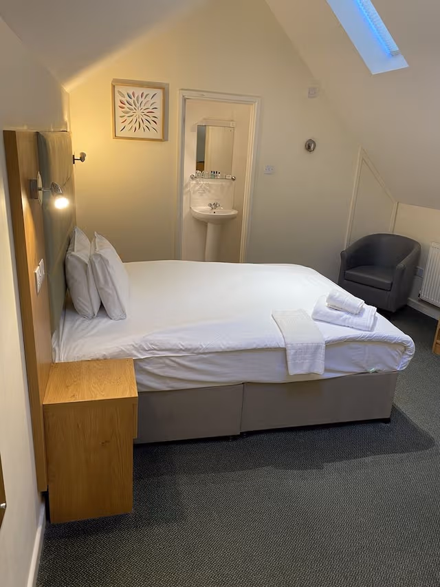 Standard Double Room, Ensuite