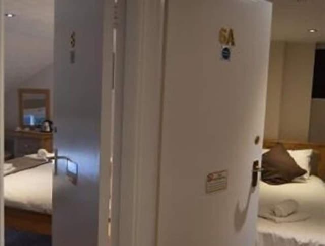 Suite, Ensuite