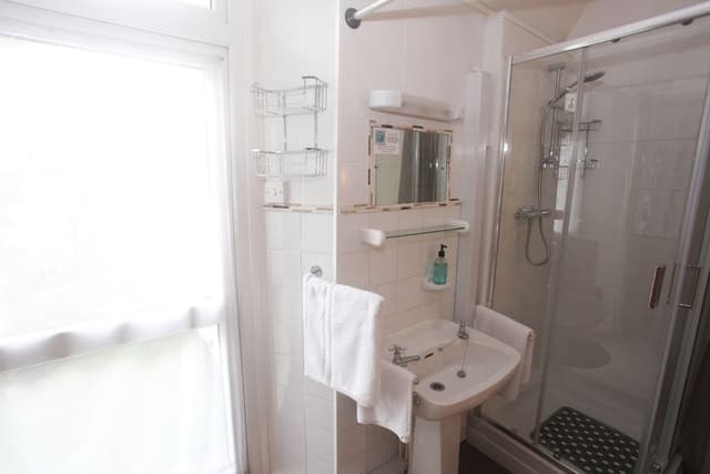 Twin Room, Ensuite (Private Court Yard)