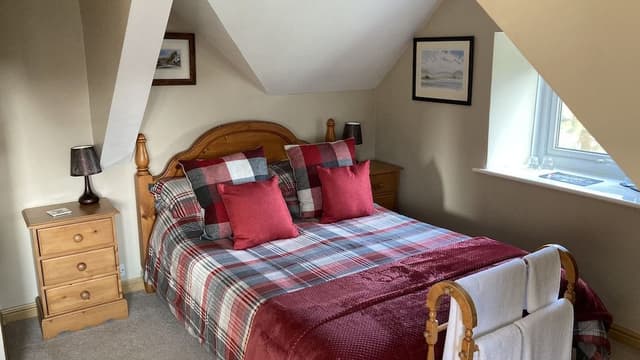 Double Room, Ensuite (Room 3)