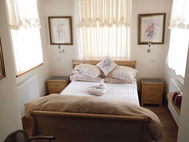 Double Room, Hot Tub (Small)