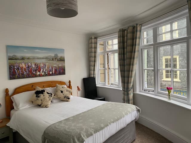 double room-ensuite with shower