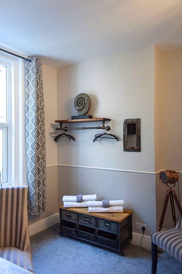 Luxury Double Room, Ensuite, Garden View (Room 5 King 1st Floor)