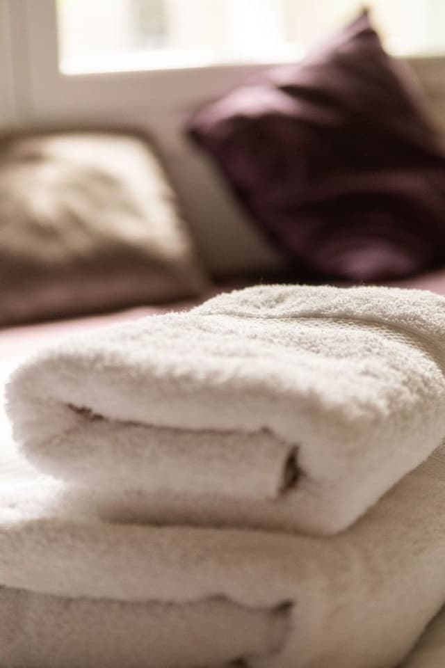 Deluxe Double Room, Ensuite (Room 6)