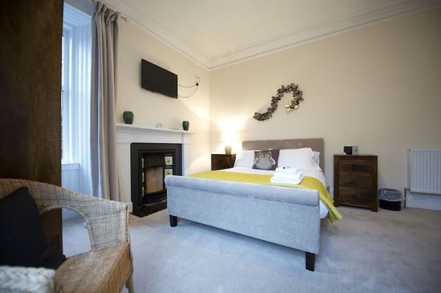 Deluxe Double Room, Ensuite, Garden View