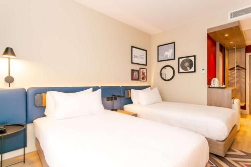Hampton by Hilton Blackburn4