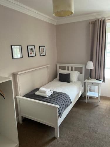 Singe Room