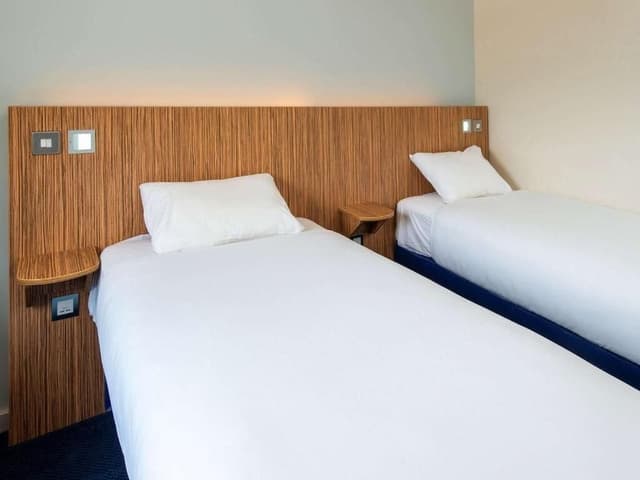 Economy Twin Room