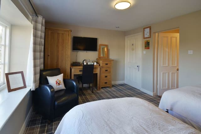 Superior Twin Room, Ensuite