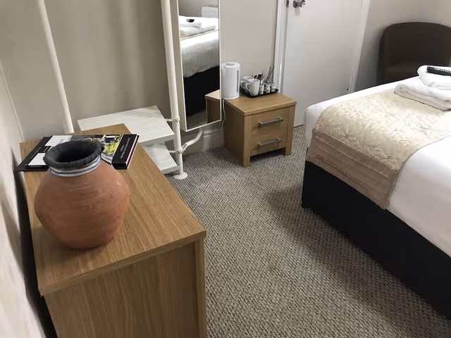 Premium Double Room, Ensuite, Garden View