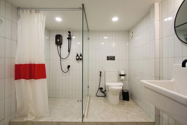 Deluxe Duplex King room (Stair in unit)