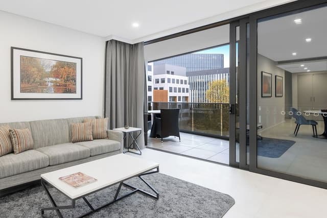 1 Bedroom Suite