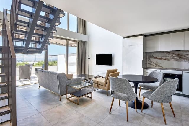 1 Bedroom Executive Loft