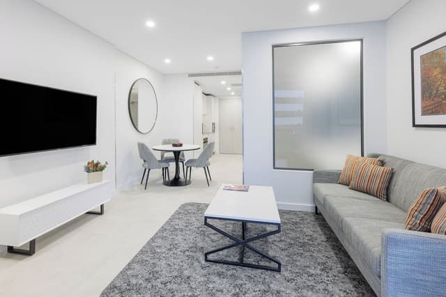 1 Bedroom Suite