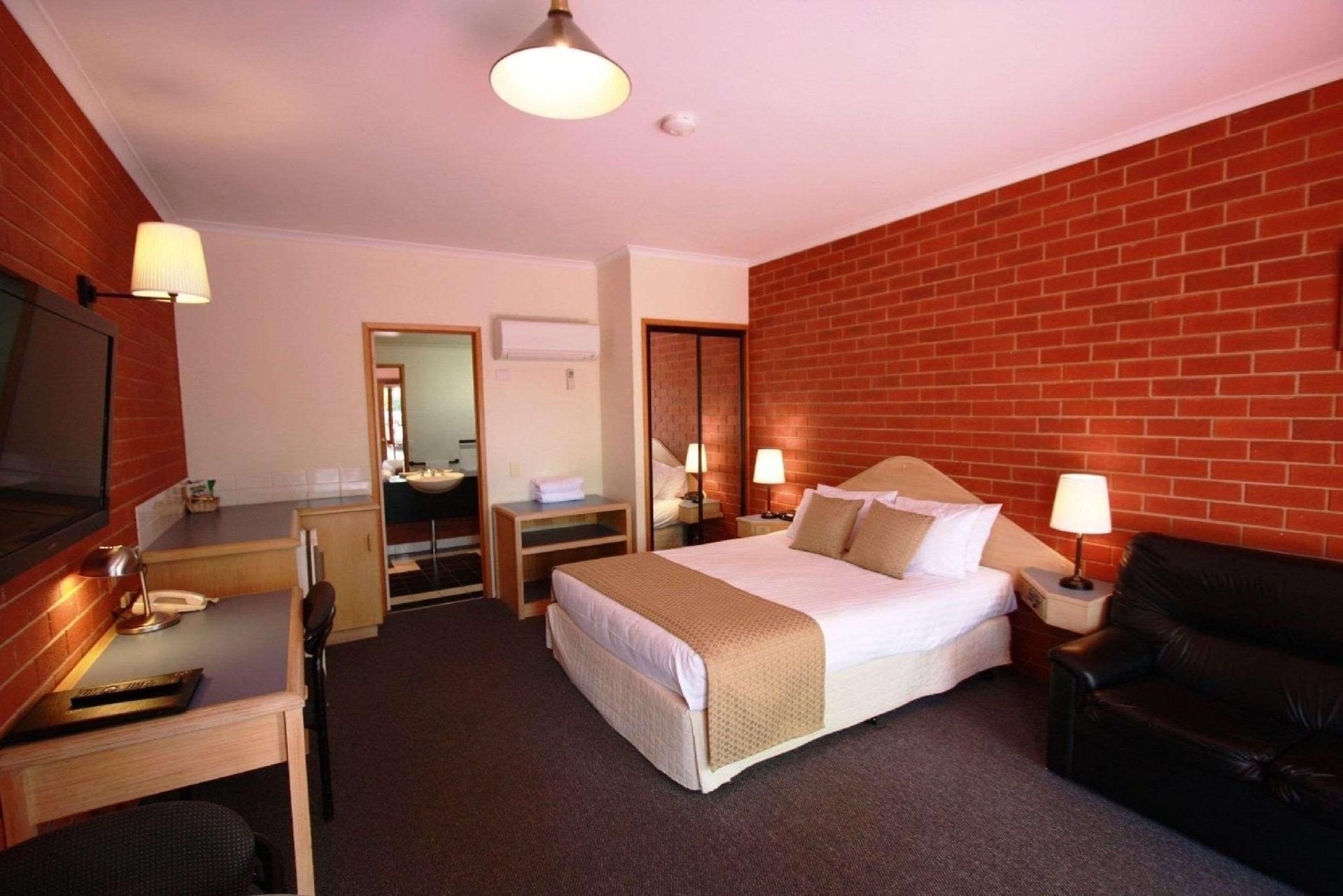 Comfort Inn Lady Augusta2