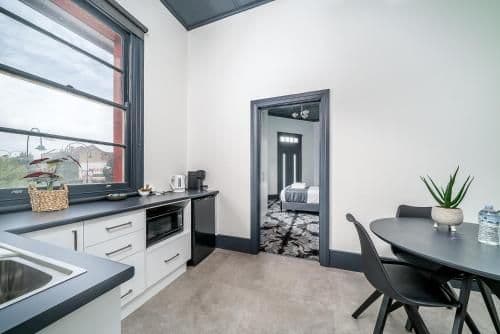 One Bedroom Apartment