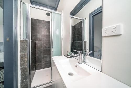One Bedroom Apartment