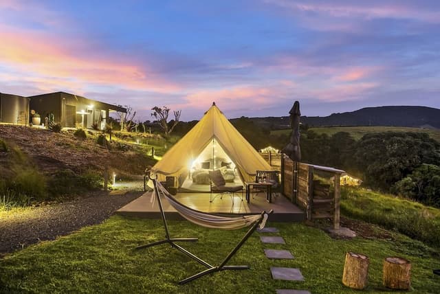 Traditional Tent, 1 Queen Bed, Mountain View