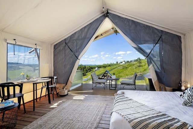 Luxury Tent, 1 King Bed, Mountain View