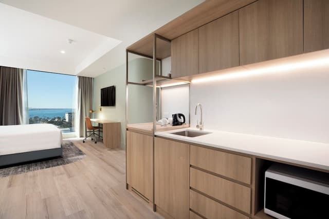 Suite, 1 King Bed, Balcony (Dining, Kitchenette)