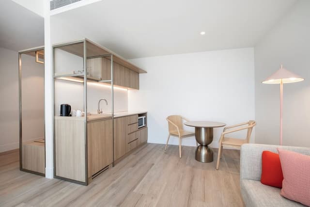 Suite, 1 King Bed, Balcony (Dining, Kitchenette)
