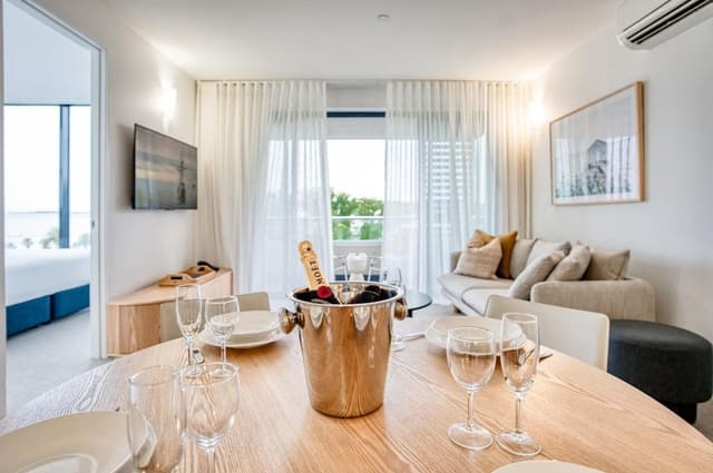 Deluxe Apartment, 2 Bedrooms, Bay View