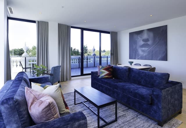 2 Bedroom Apartment