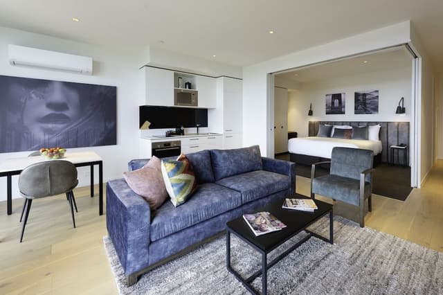 1 Bedroom Apartment