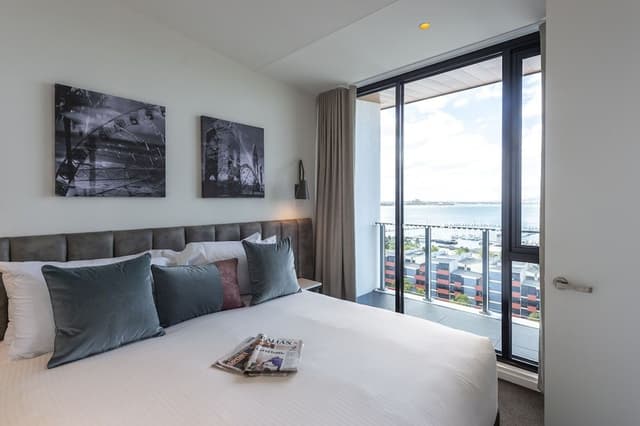 2 Bedroom Ocean View Apartment