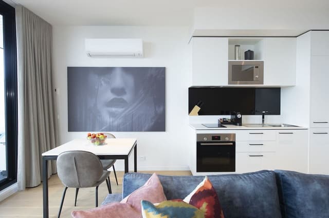 1 Bedroom Apartment