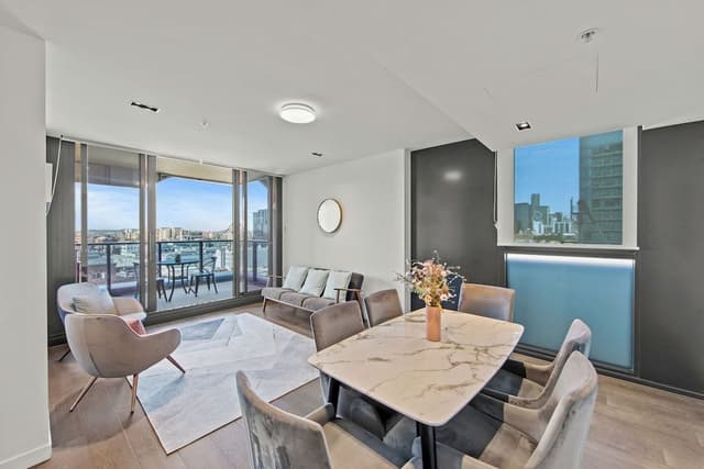 Apartment, 3 Bedrooms, 2 Bathrooms