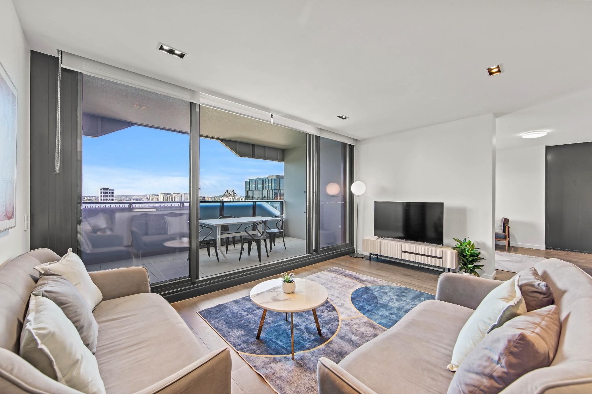 Fortitude Valley Apartments by CLLIX4
