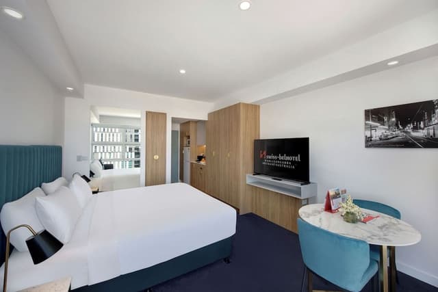 Deluxe Room with Gabba View