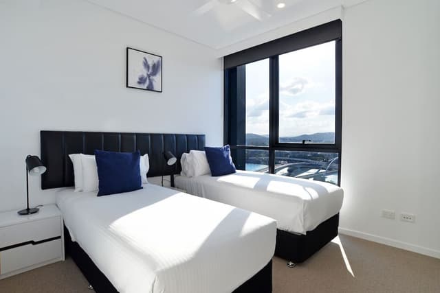 2 Bedroom Apartment City View