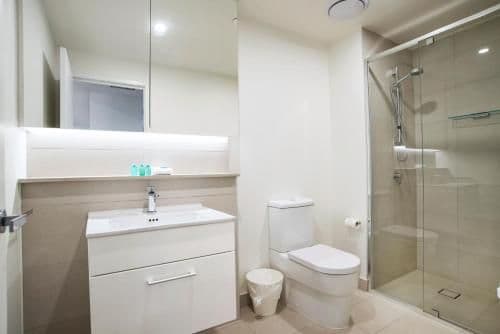 3-Bedroom City View Apartment