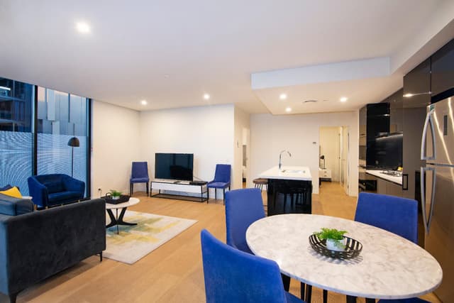 3-Bedroom City View Apartment