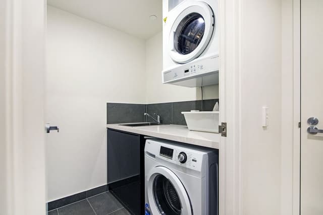 Apartment, 3 Bedrooms, City View