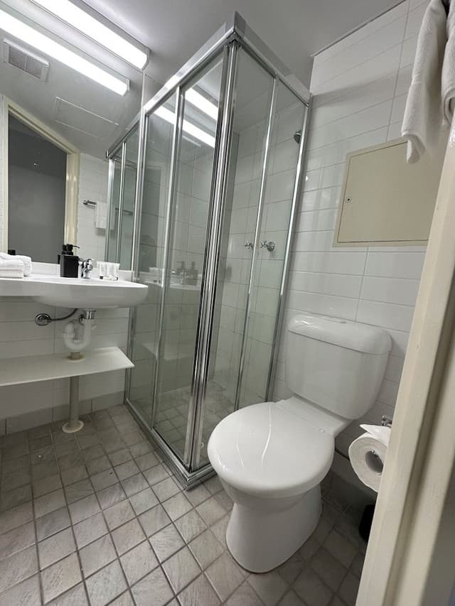 Basic Twin Room